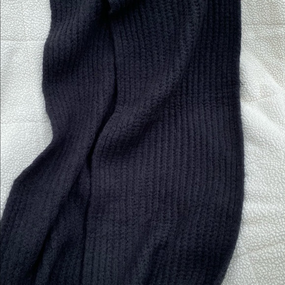 Old Navy Knitted Scarf NWT Unisex - Picture 6 of 10